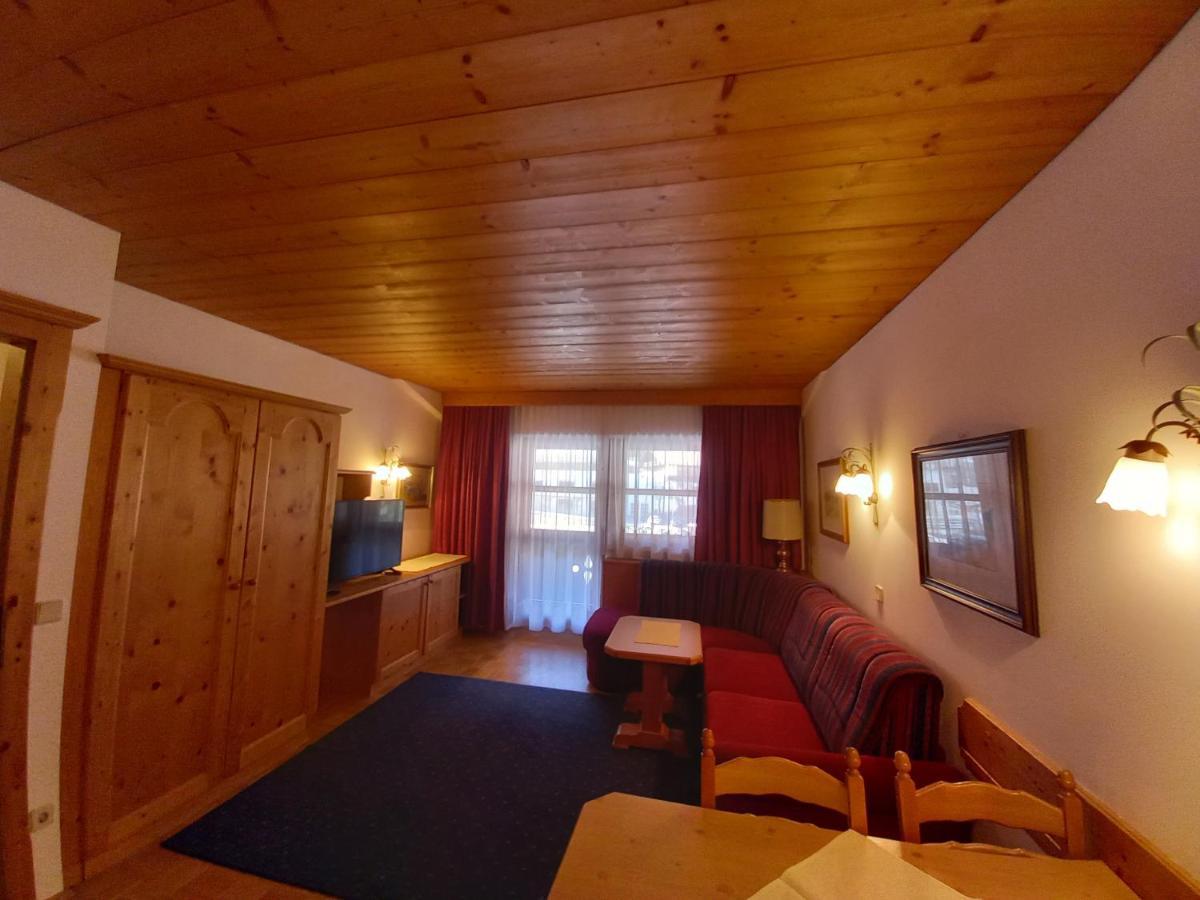 Aparthaus Camping Stubai Apartamento Neustift im Stubaital Exterior foto